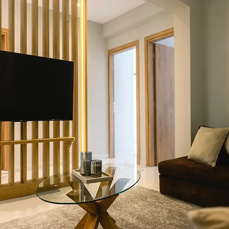 Apartment Maestro
